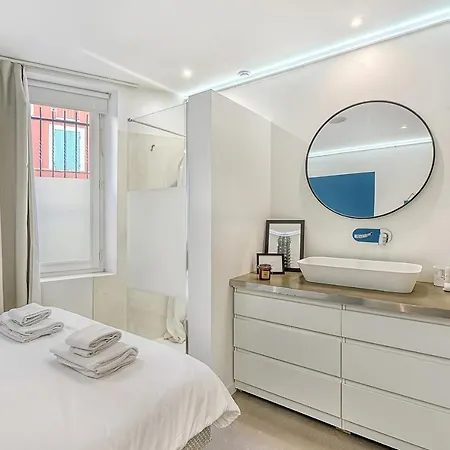 Le Phare - Au Coeur Du Quartier Des