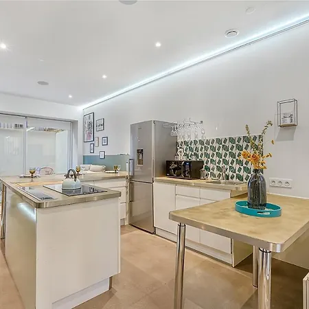 Le Phare - Au Coeur Du Quartier Des